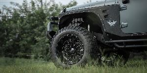 Jeep Wrangler with XF Off-Road XF-211